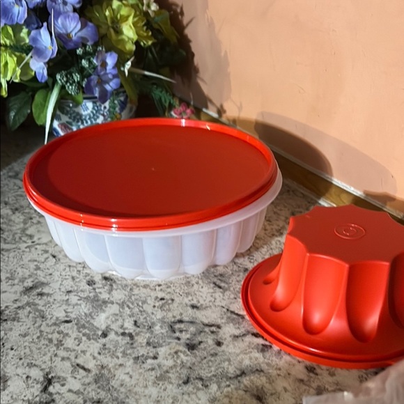 Red and White Non-Stick Bakeware Set - Picture 3 of 3